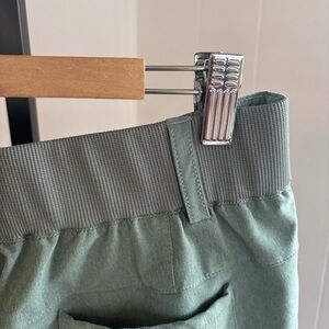 Flylow Sundown Chino Shorts MTB Softshell Green Women’s M Outdoor Performance